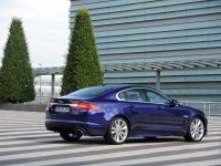 Jaguar XF 2012 photo