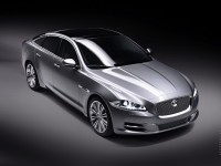 Jaguar XJ photo