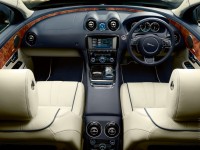 Jaguar XJ photo